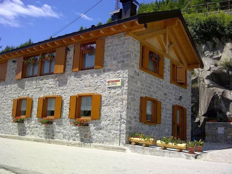Affittacamere Da Silvia Santa Barbara  Zewnętrze zdjęcie